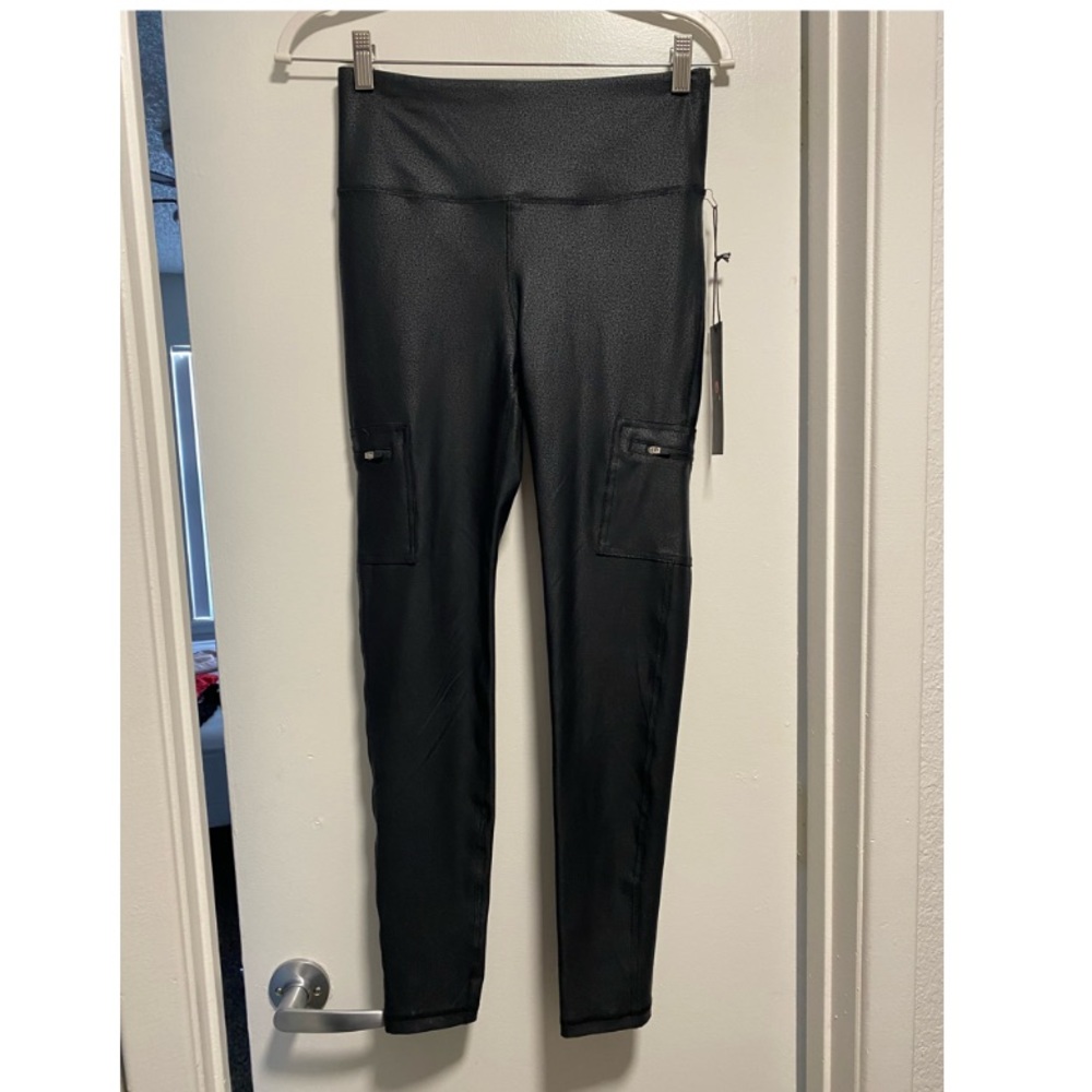 Black leggings with zippers on the side and back